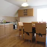 Ferienapartment Meiss شقة *